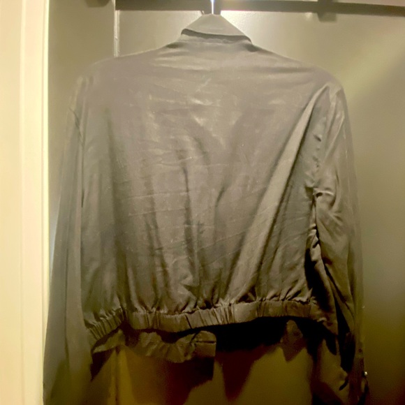 Dynamite black cropped shirt - long sleeve - size M - Picture 2 of 3